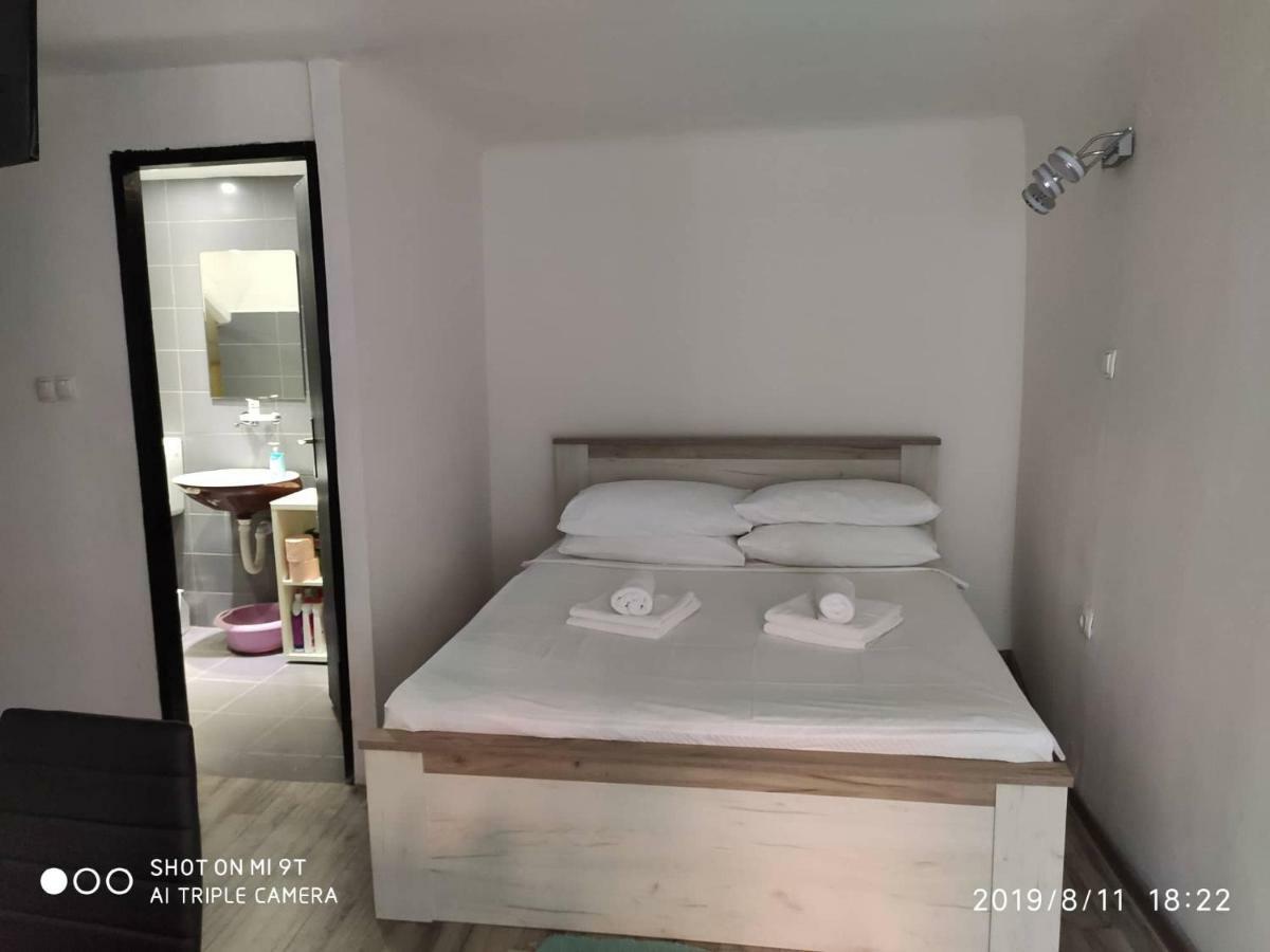 Apartament Apartment *